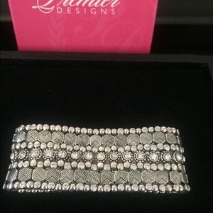 Premier Designs Bracelet